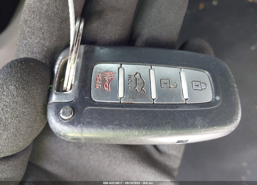 2013 HYUNDAI SONATA LIMITED 2.0T VIN: 5NPEC4AB5DH660774