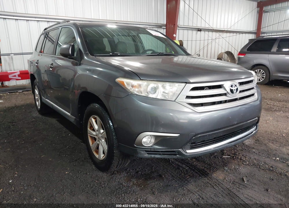 2013 TOYOTA HIGHLANDER SE V6 VIN: 5TDBK3EH8DS278103