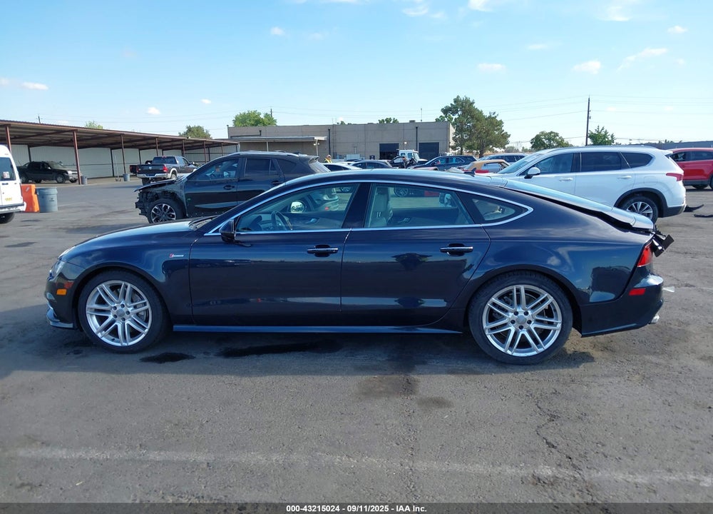 2016 AUDI A7 VIN: WAU2GAFC8GN012452