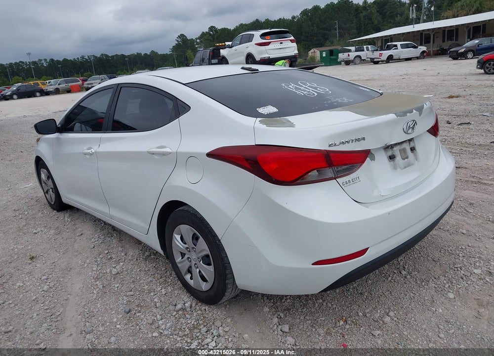 2016 HYUNDAI ELANTRA VIN: 5NPDH4AE0GH665053