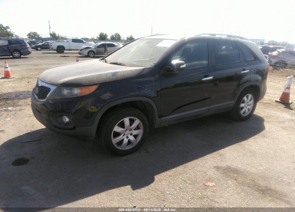 2011 KIA SORENTO VIN: 5XYKT3A16BG132444