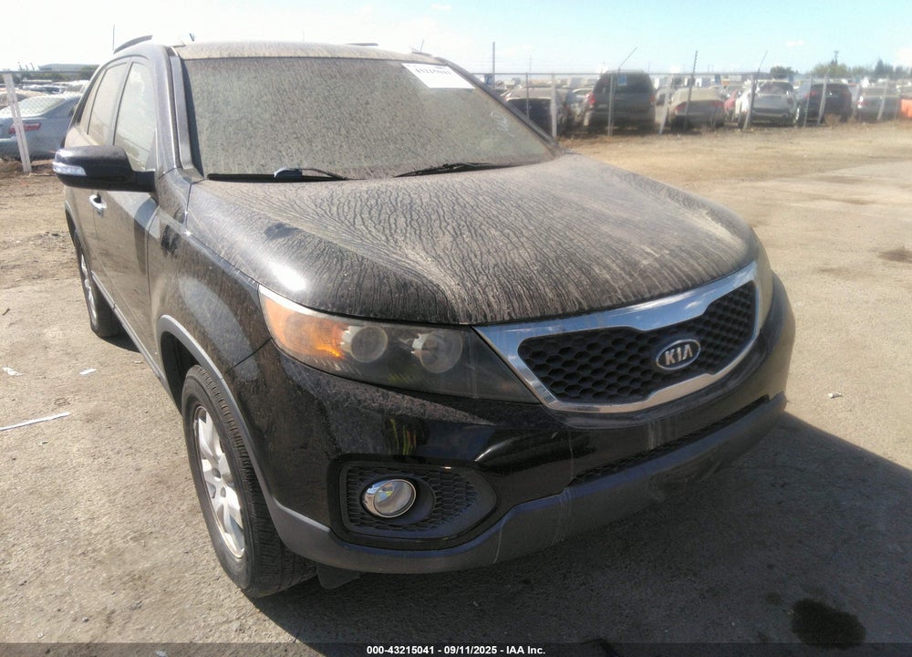 2011 KIA SORENTO VIN: 5XYKT3A16BG132444