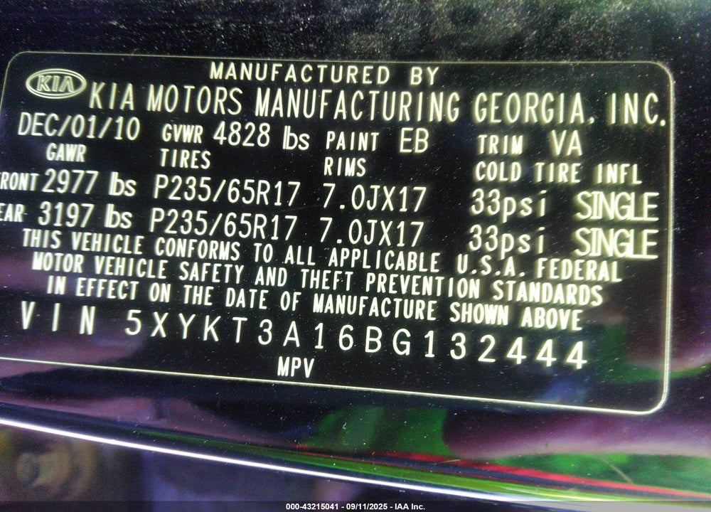 2011 KIA SORENTO VIN: 5XYKT3A16BG132444
