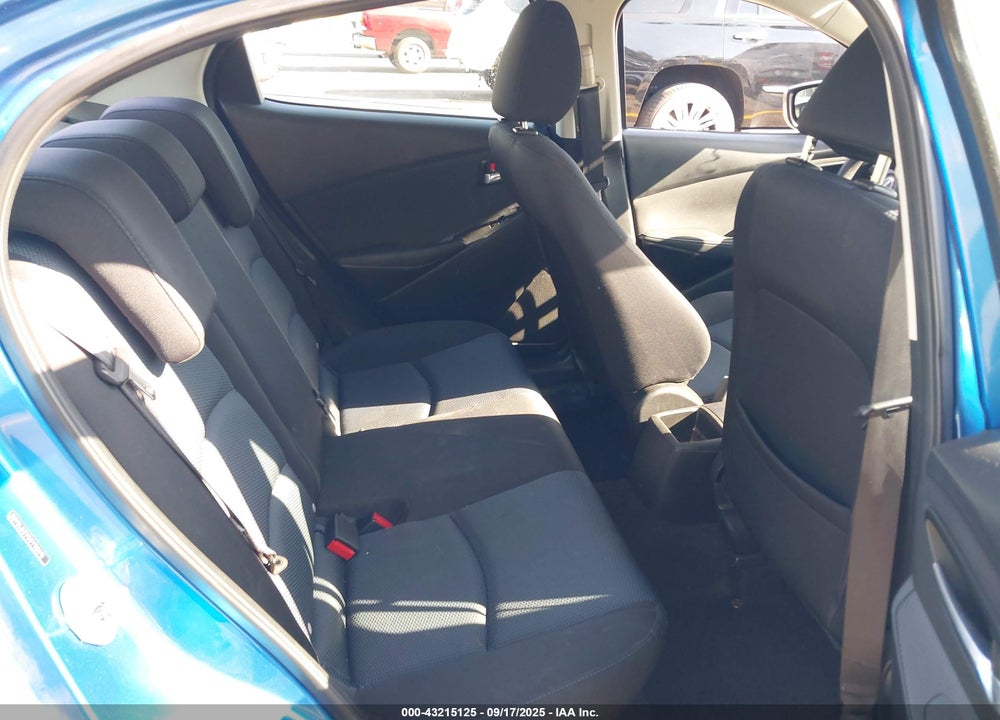 2016 SCION IA VIN: 3MYDLBZV6GY116016