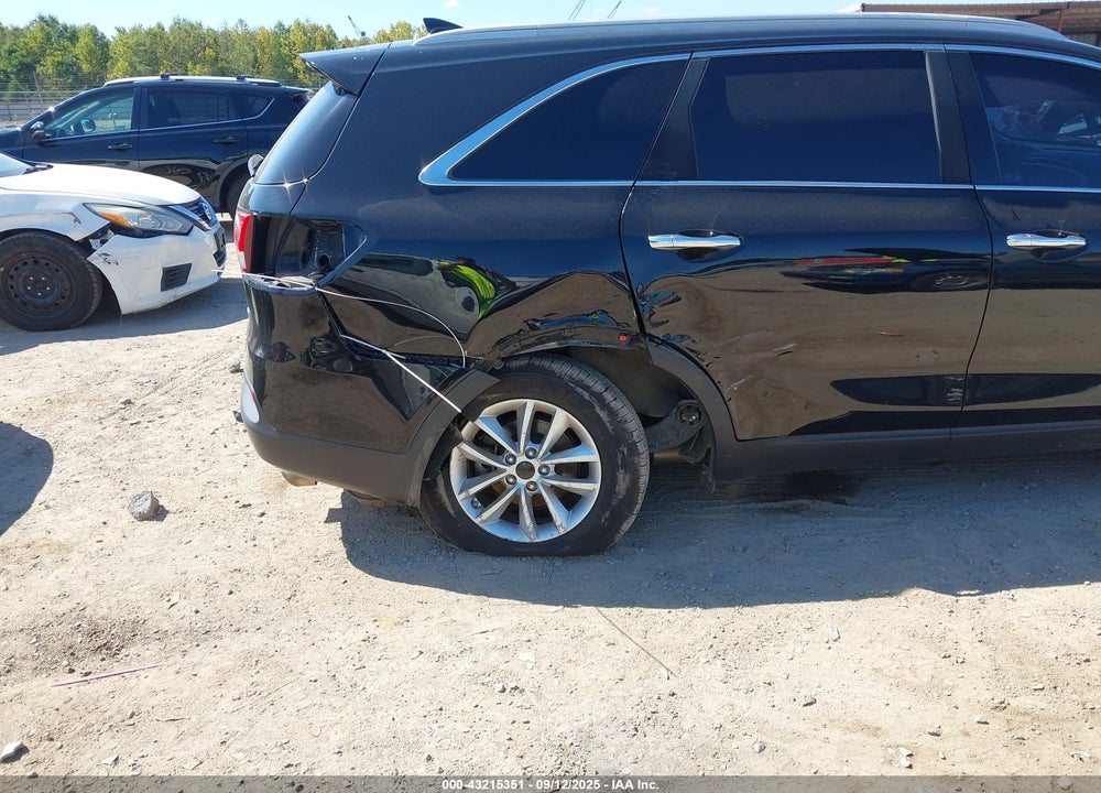 2016 KIA SORENTO VIN: 5XYPG4A36GG140794