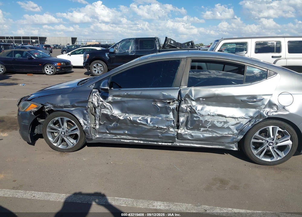 2017 HYUNDAI ELANTRA VIN: KMHD84LF9HU148598