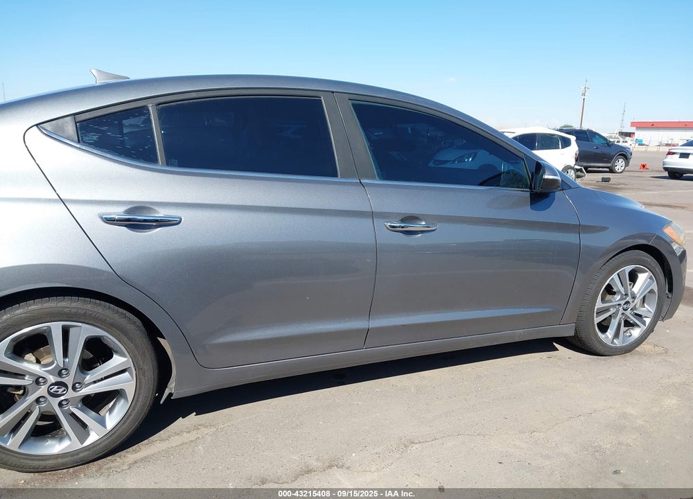 2017 HYUNDAI ELANTRA VIN: KMHD84LF9HU148598