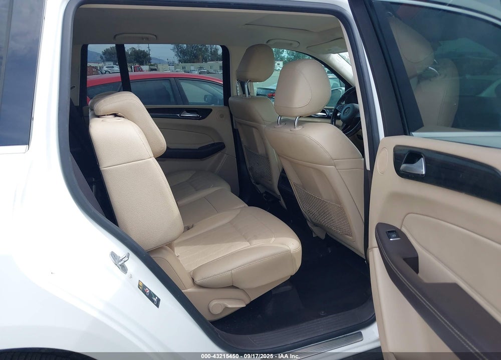 2017 MERCEDES-BENZ GLS-CLASS VIN: 4JGDF6EE3HA749318