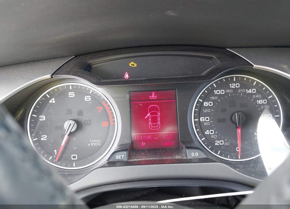 2011 AUDI A4 VIN: WAUAFAFL4BN051899