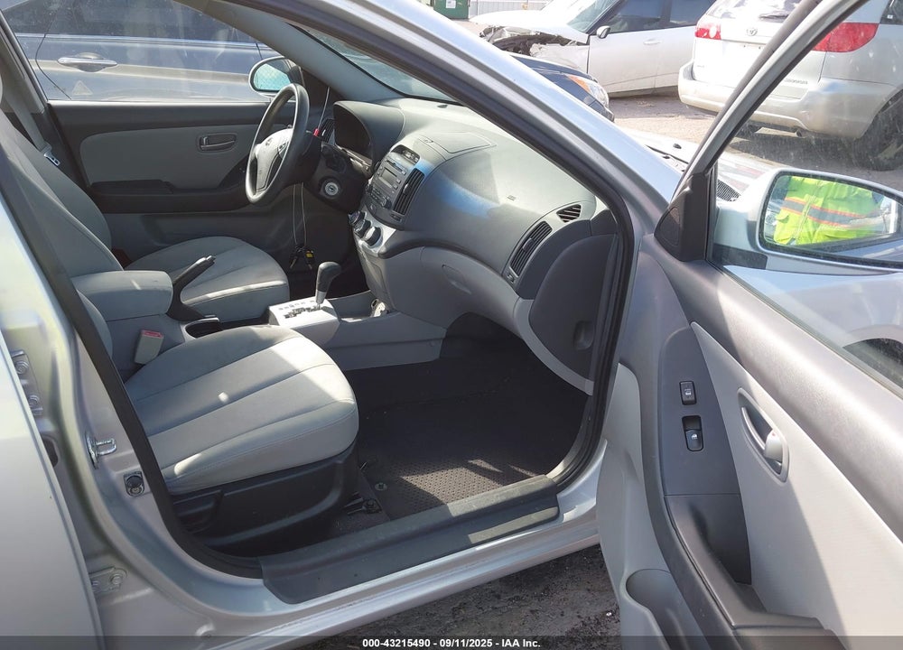 2009 HYUNDAI ELANTRA GLS VIN: KMHDU46D49U745469