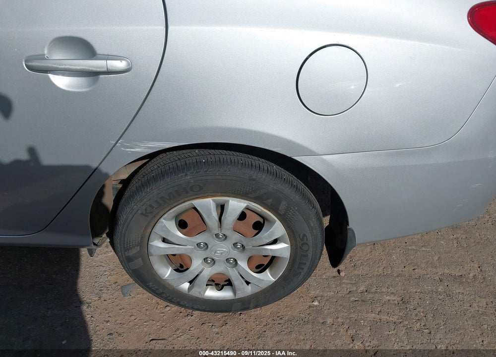2009 HYUNDAI ELANTRA GLS VIN: KMHDU46D49U745469