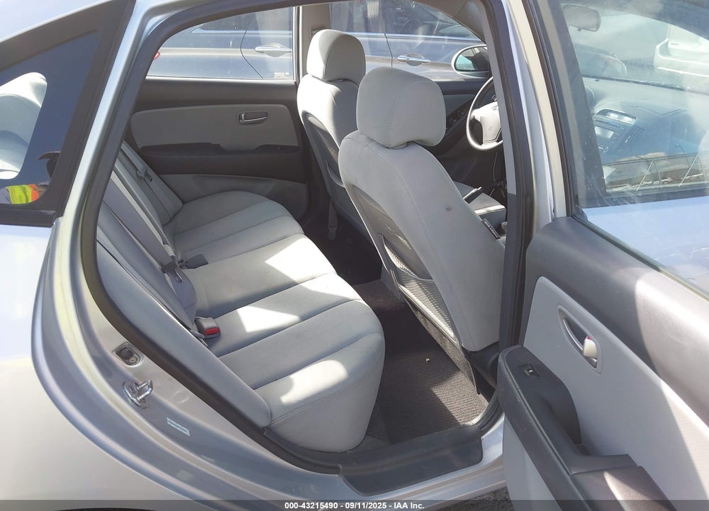2009 HYUNDAI ELANTRA GLS VIN: KMHDU46D49U745469