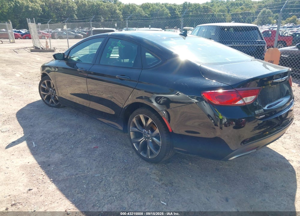 2016 CHRYSLER 200 VIN: 1C3CCCDG3GN158461