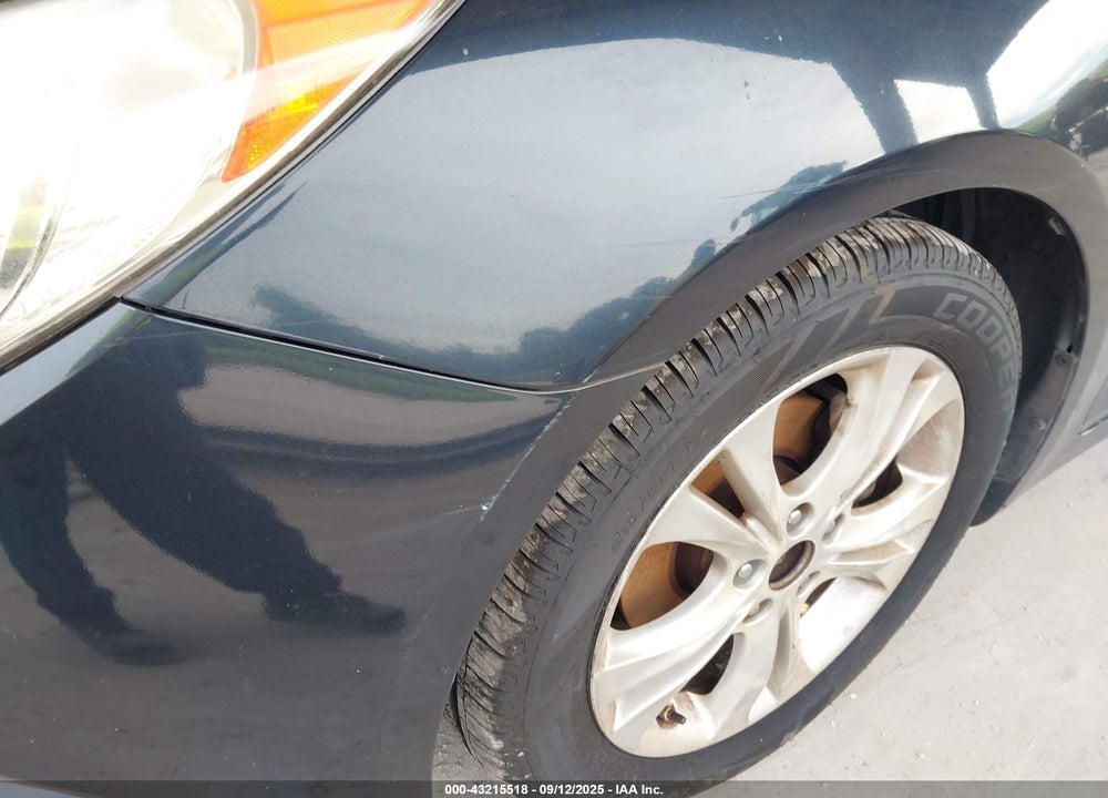 2011 HYUNDAI SONATA VIN: 5NPEC4AC0BH147289