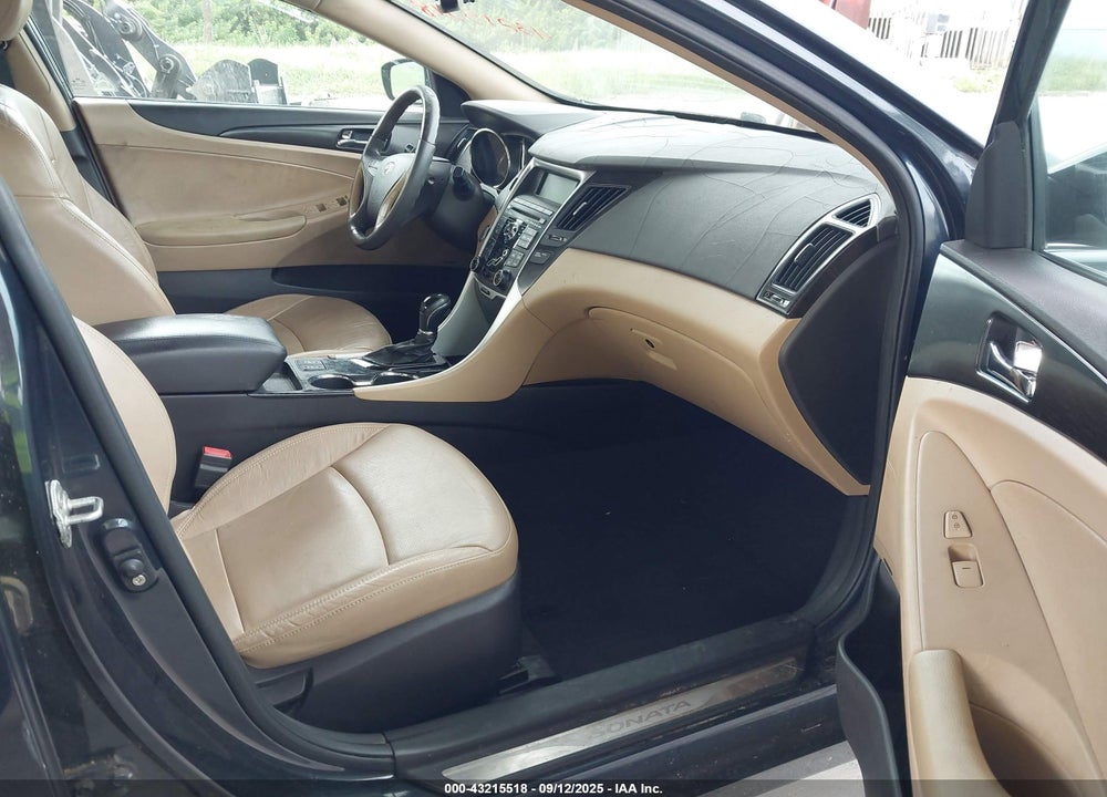 2011 HYUNDAI SONATA VIN: 5NPEC4AC0BH147289
