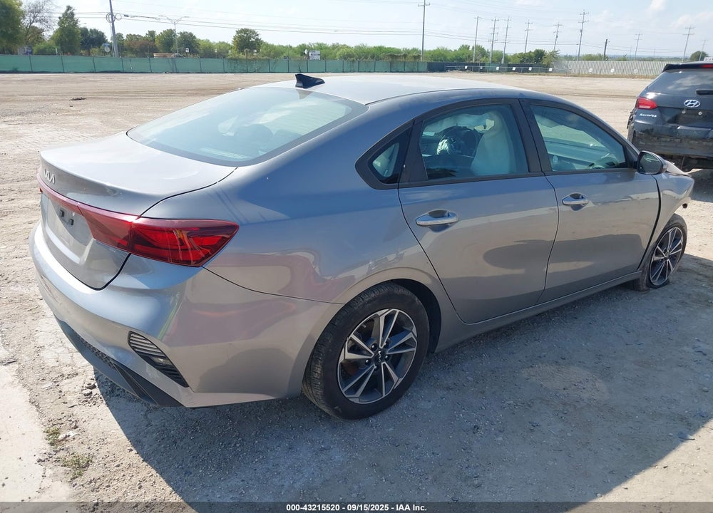 2024 KIA FORTE LXS VIN: 3KPF24AD2RE768404