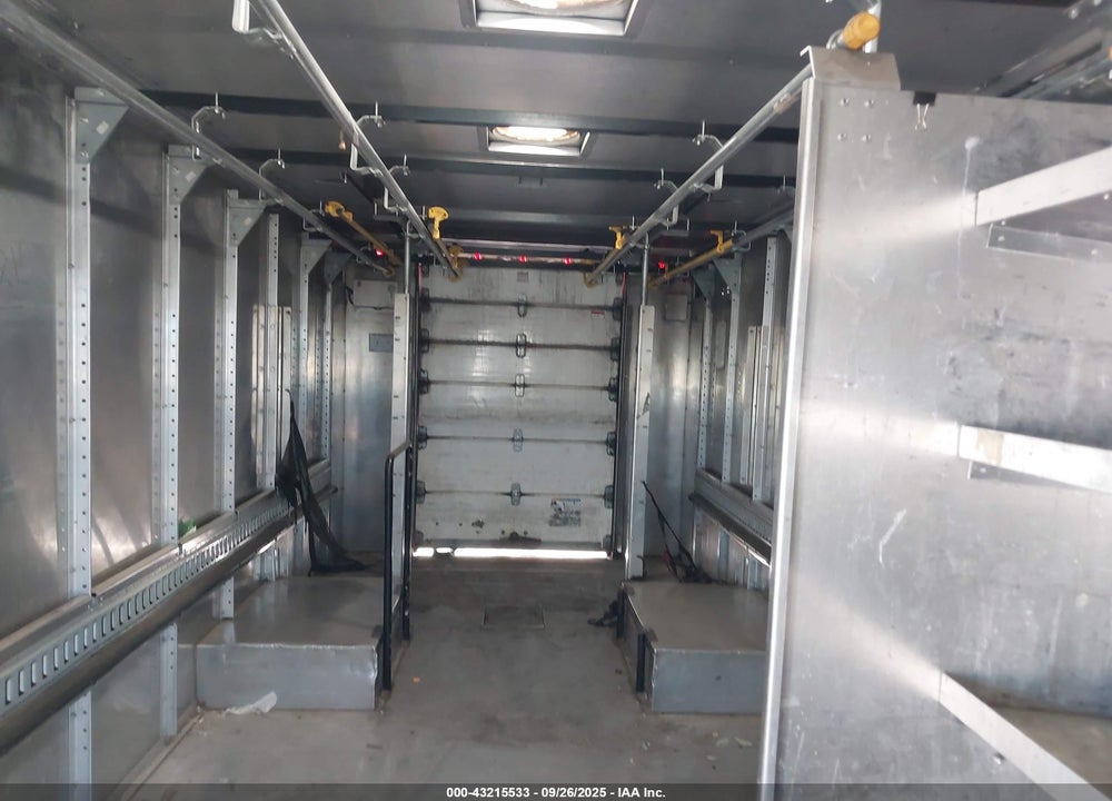 2012 WORKHORSE CUSTOM CHASSIS COMMERCIAL CHASSIS W62 VIN: 5B4LFG2E2C3448083