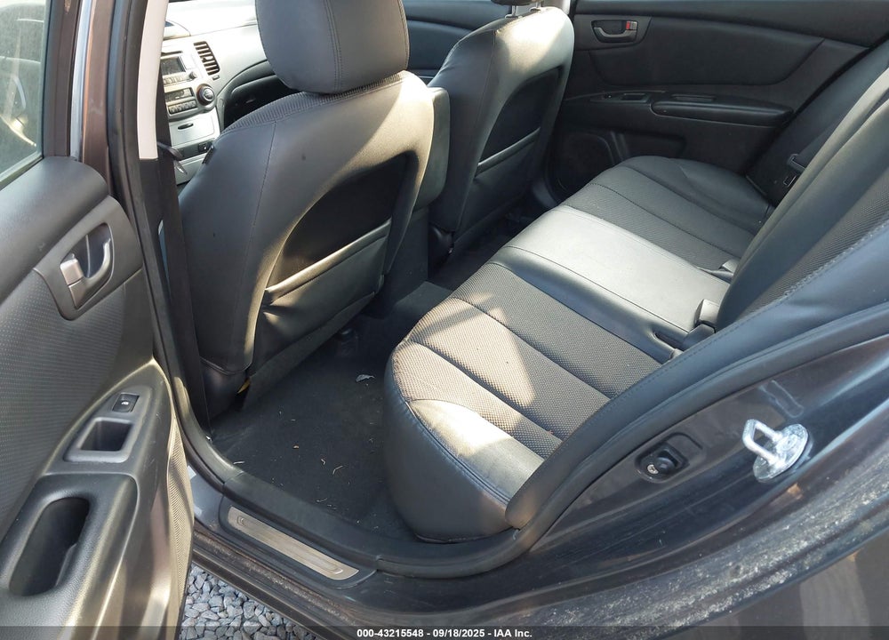 2010 KIA OPTIMA VIN: KNAGH4A41A5407567