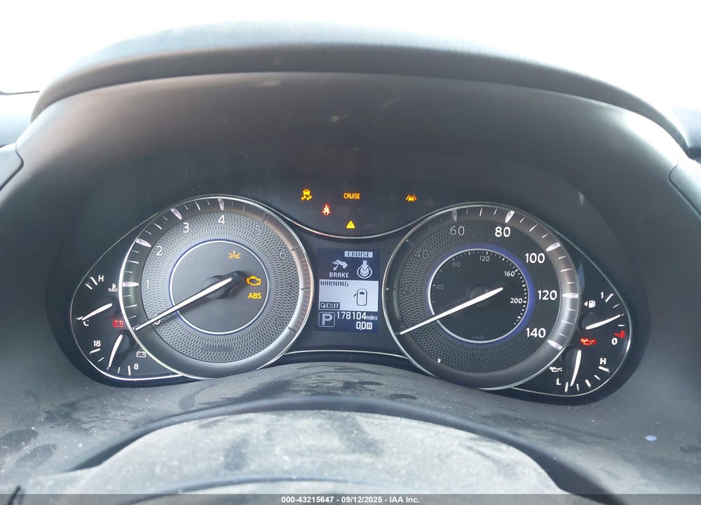 2017 INFINITI QX80 VIN: JN8AZ2NF8H9644702