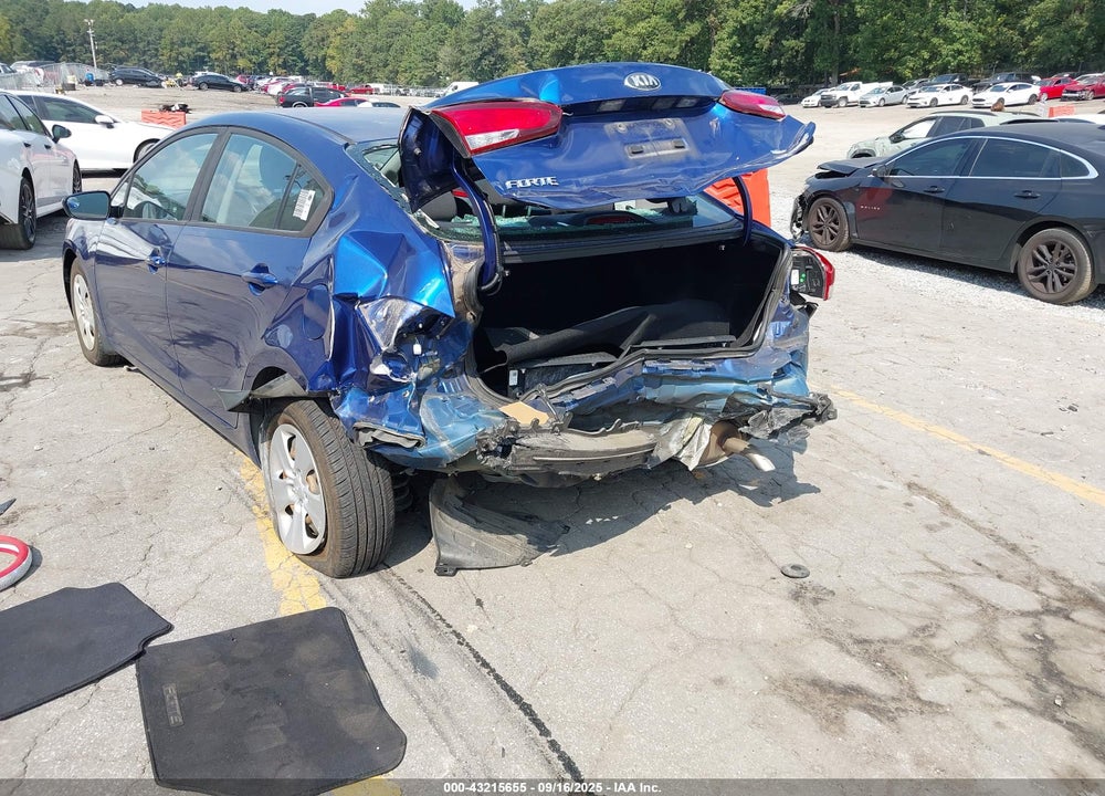2017 KIA FORTE VIN: 3KPFK4A7XHE144262