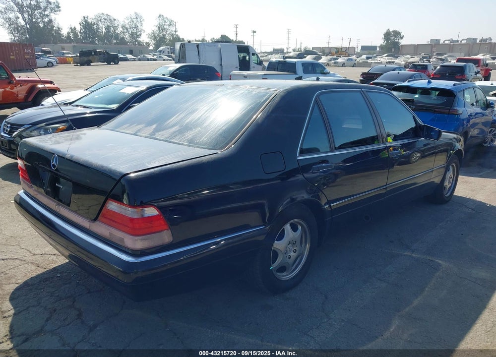 1998 MERCEDES-BENZ S 320 VIN: WDBGA33G6WA403343