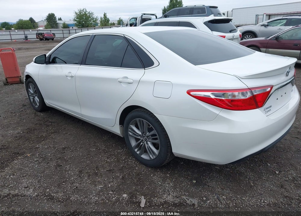 2015 TOYOTA CAMRY SE VIN: 4T1BF1FK7FU952545