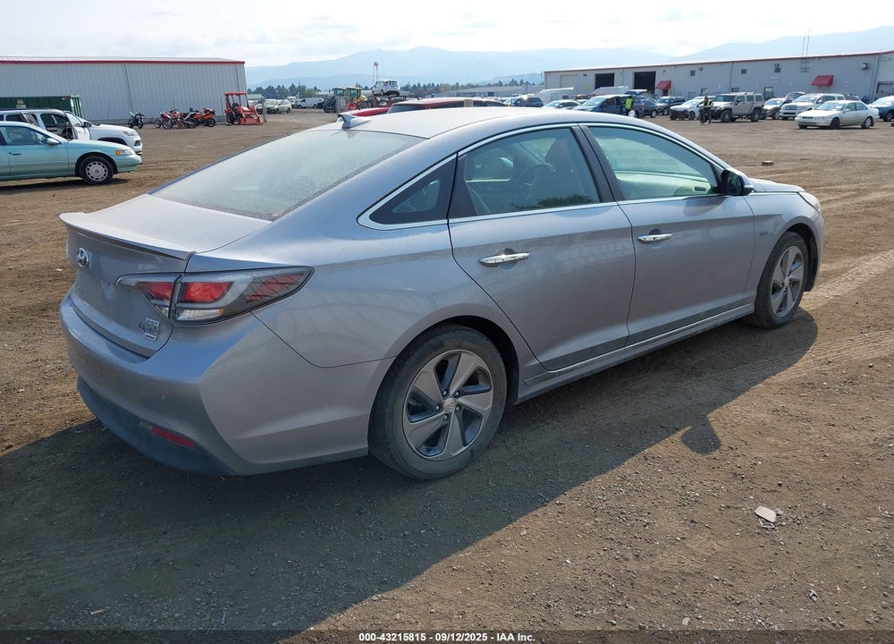 2017 HYUNDAI SONATA PLUG-IN HYBRID LIMITED VIN: KMHE54L20HA049292