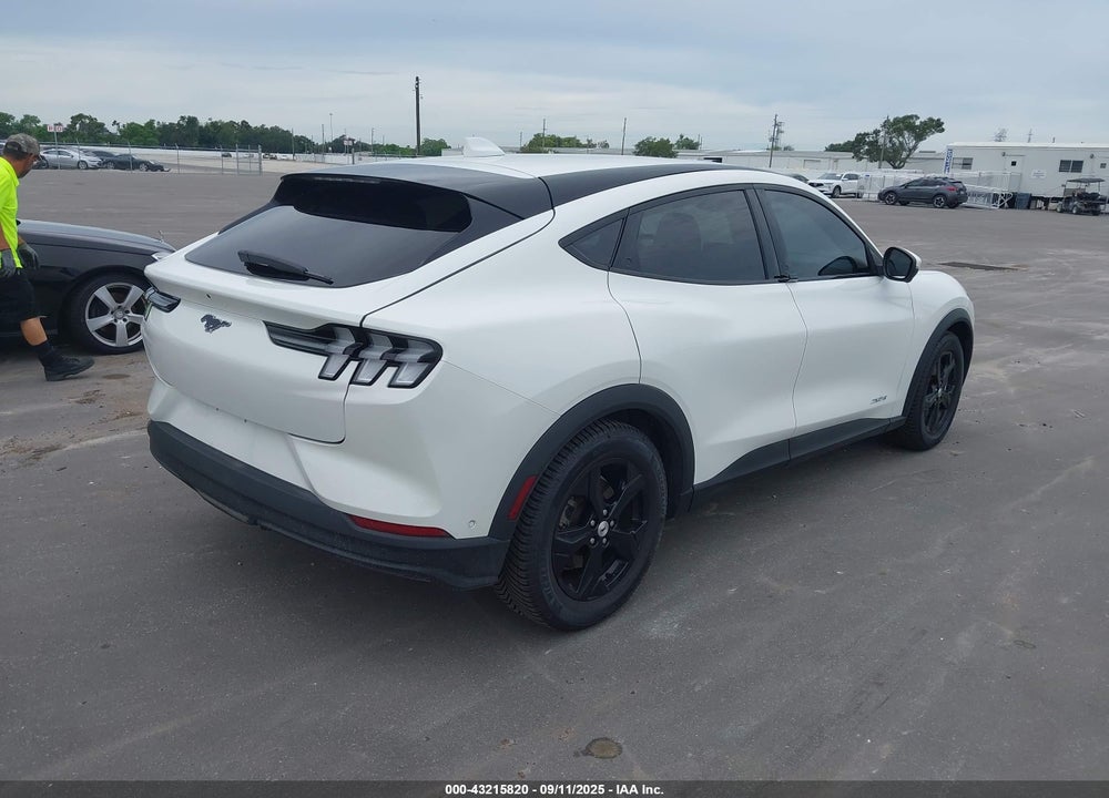 2022 FORD MUSTANG MACH-E VIN: 3FMTK1RM2NMA59585