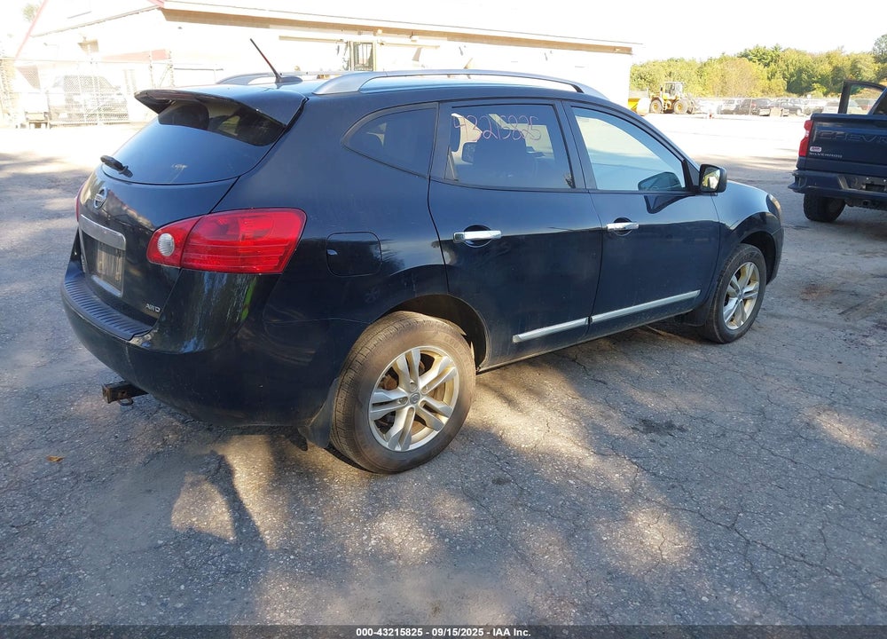 2015 NISSAN ROGUE VIN: JN8AS5MV3FW763836