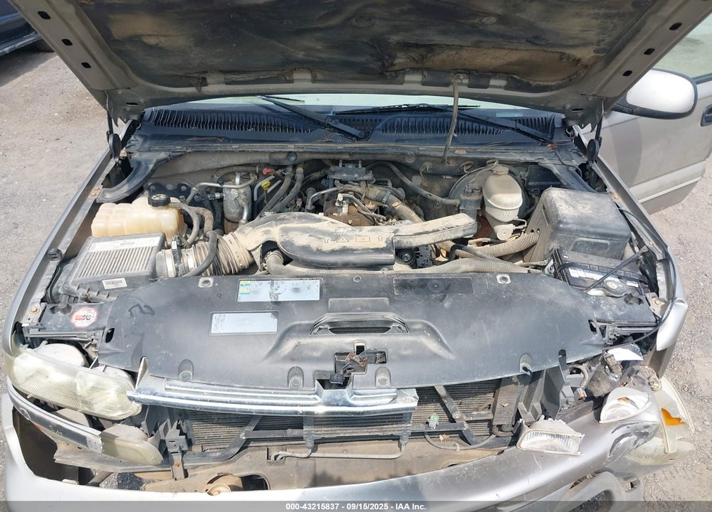 2003 CHEVROLET SUBURBAN 1500 LT VIN: 3GNEC16Z03G293527