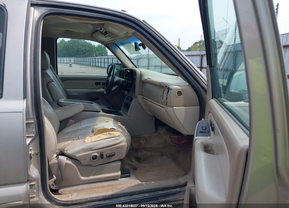 2003 CHEVROLET SUBURBAN 1500 LT VIN: 3GNEC16Z03G293527