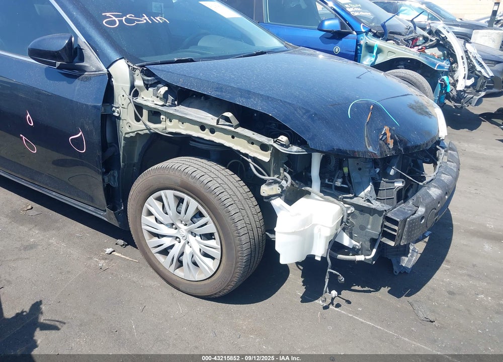 2014 TOYOTA CAMRY LE VIN: 4T4BF1FK5ER440190