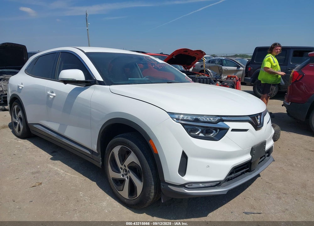 2024 VINFAST VF 8 ECO VIN: RLLV1AEB6RH004870