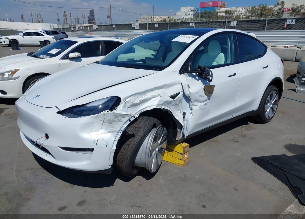 2023 TESLA MODEL Y AWD/LONG RANGE DUAL MOTOR ALL-WHEEL DRIVE VIN: 7SAYGDEE3PF913425