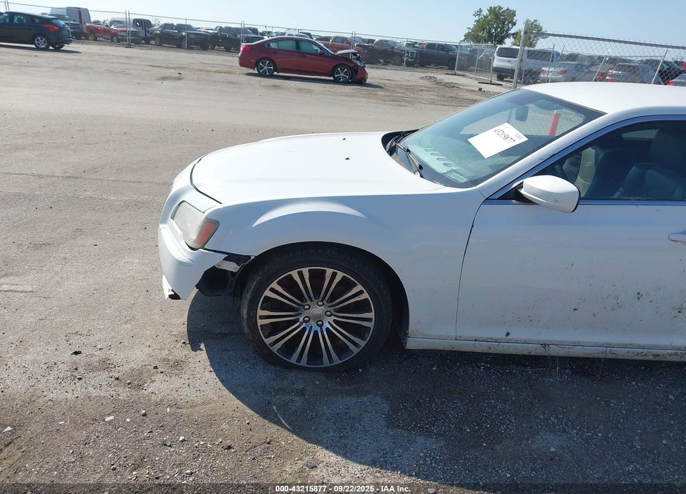 2012 CHRYSLER 300 VIN: 2C3CCABGXCH289543