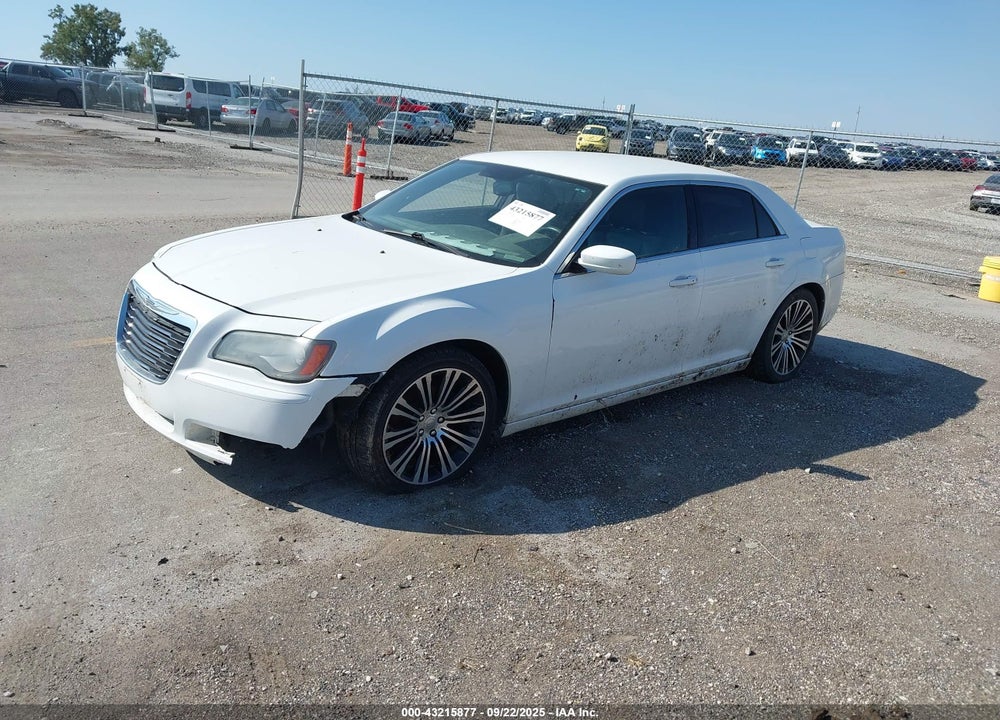 2012 CHRYSLER 300 VIN: 2C3CCABGXCH289543