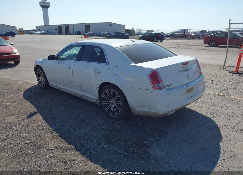 2012 CHRYSLER 300 VIN: 2C3CCABGXCH289543