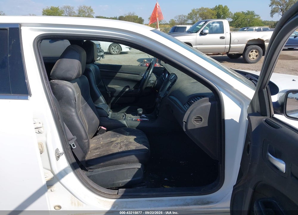 2012 CHRYSLER 300 VIN: 2C3CCABGXCH289543