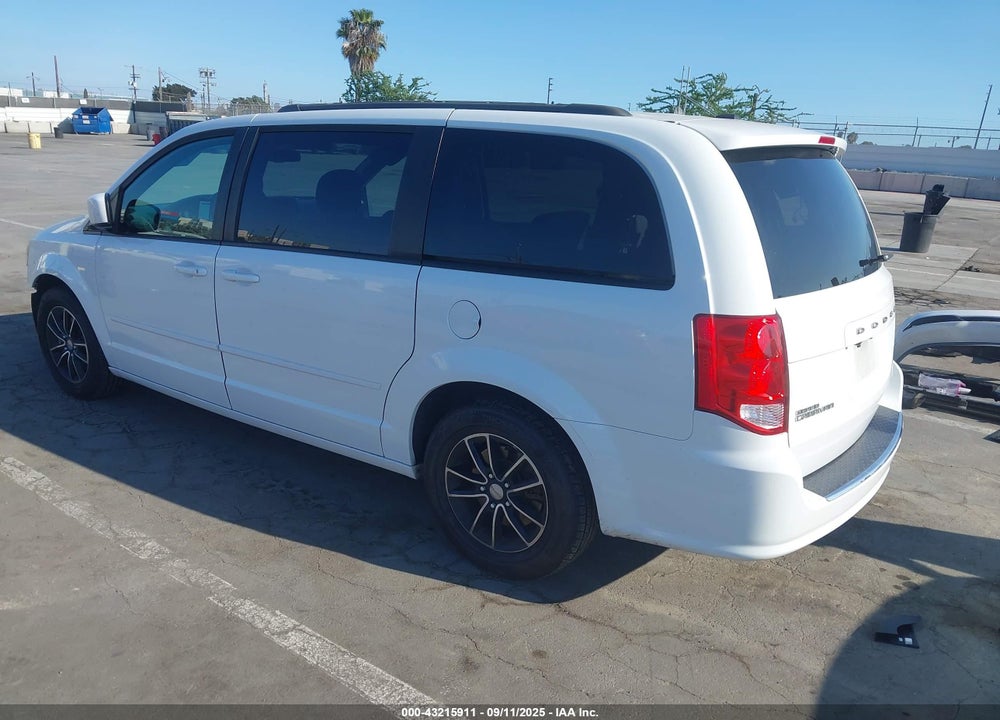 2017 DODGE GRAND CARAVAN GT VIN: 2C4RDGEG2HR814341