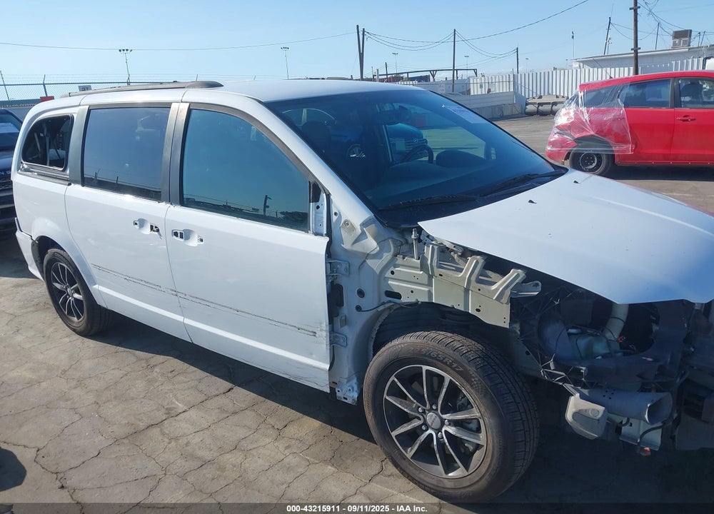 2017 DODGE GRAND CARAVAN GT VIN: 2C4RDGEG2HR814341