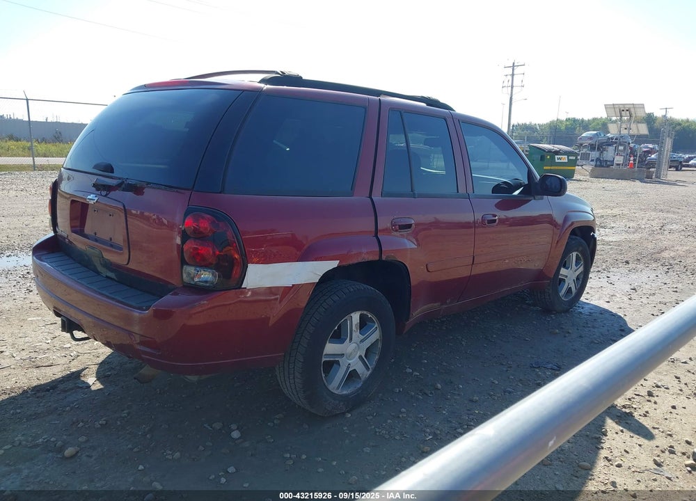 2006 CHEVROLET TRAILBLAZER LT VIN: 1GNDT13S562167843