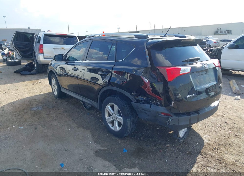 2014 TOYOTA RAV4 XLE VIN: 2T3WFREV7EW092499