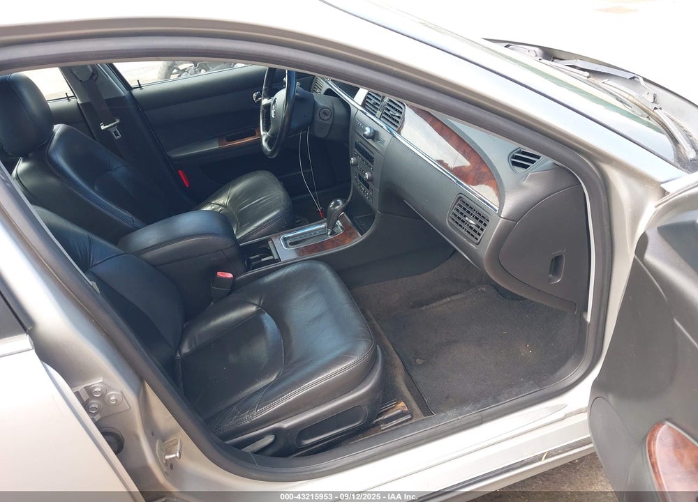 2007 BUICK LACROSSE VIN: 2G4WE587871235945