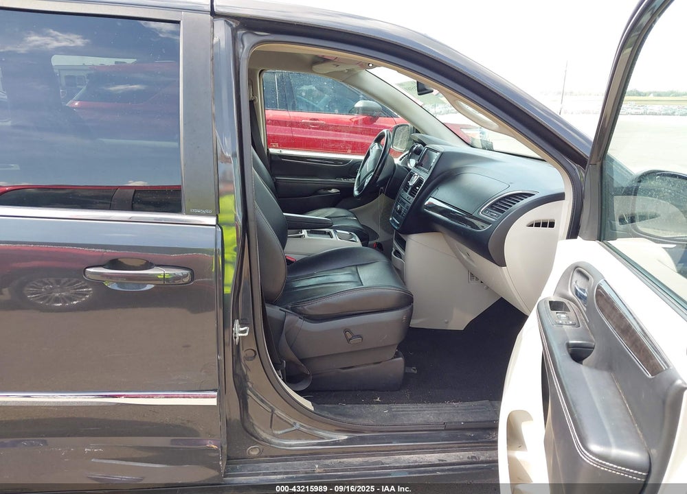 2012 CHRYSLER TOWN & COUNTRY TOURING VIN: 2C4RC1BG1CR233345