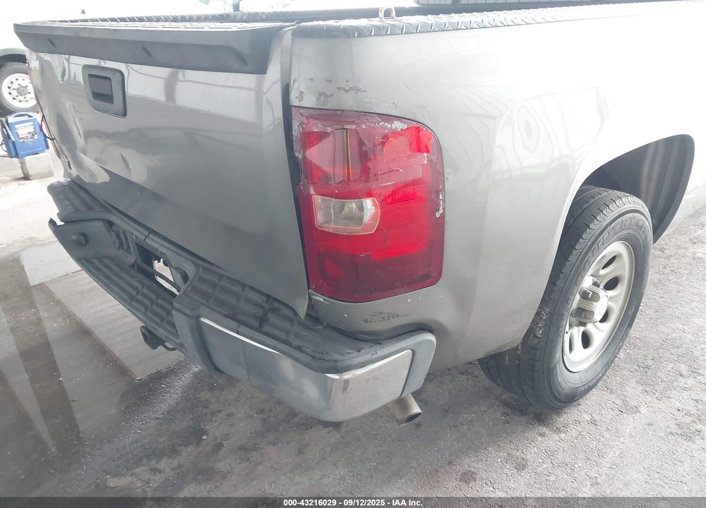 2008 CHEVROLET SILVERADO 1500 LS VIN: 1GCEC19C18Z330432