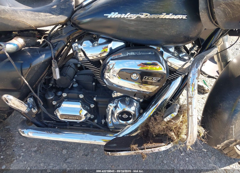 2018 HARLEY-DAVIDSON FLTRX ROAD GLIDE VIN: 1HD1KHC19JB665176