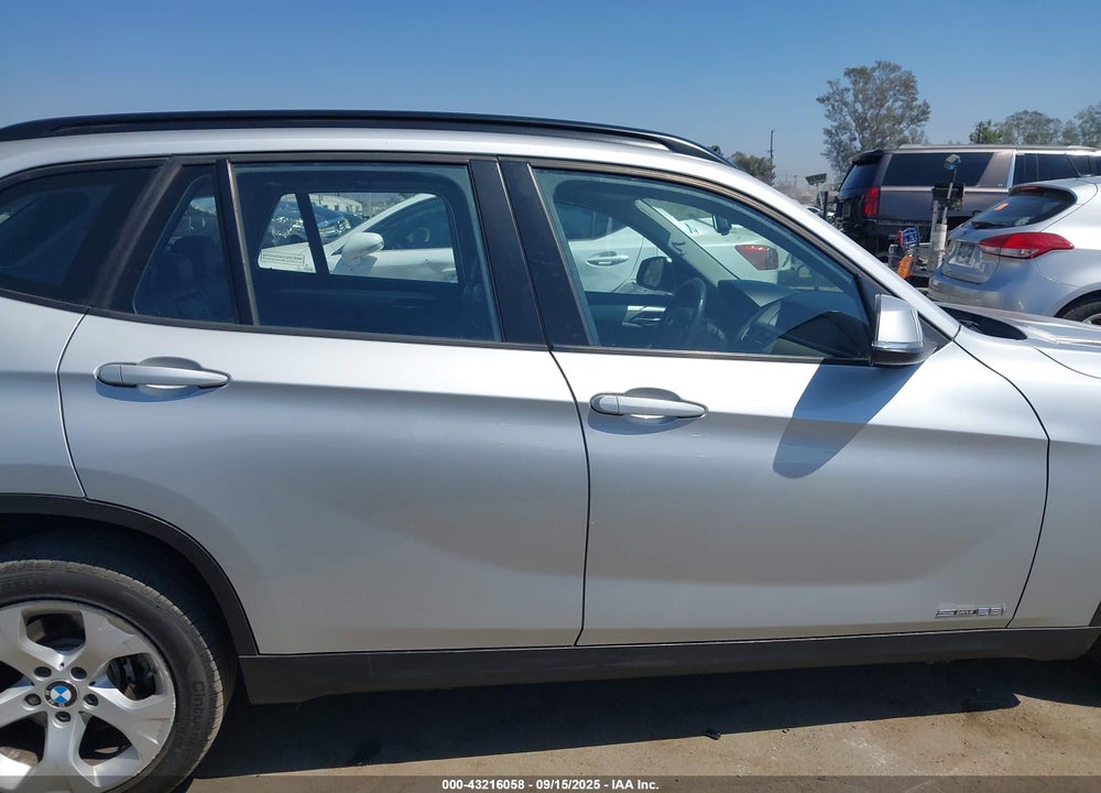 2015 BMW X1 VIN: WBAVM1C50FV497731
