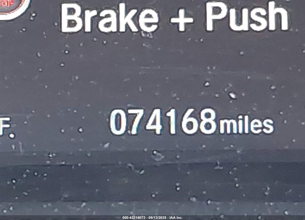 2017 HONDA CR-V VIN: 2HKRW2H5XHH689318