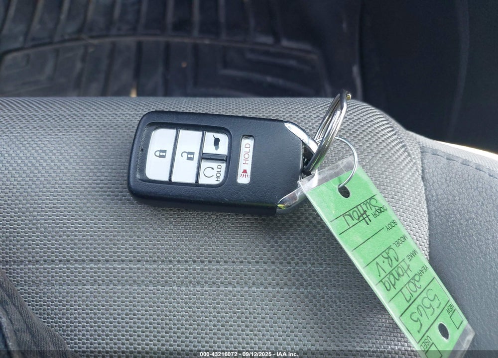 2017 HONDA CR-V VIN: 2HKRW2H5XHH689318