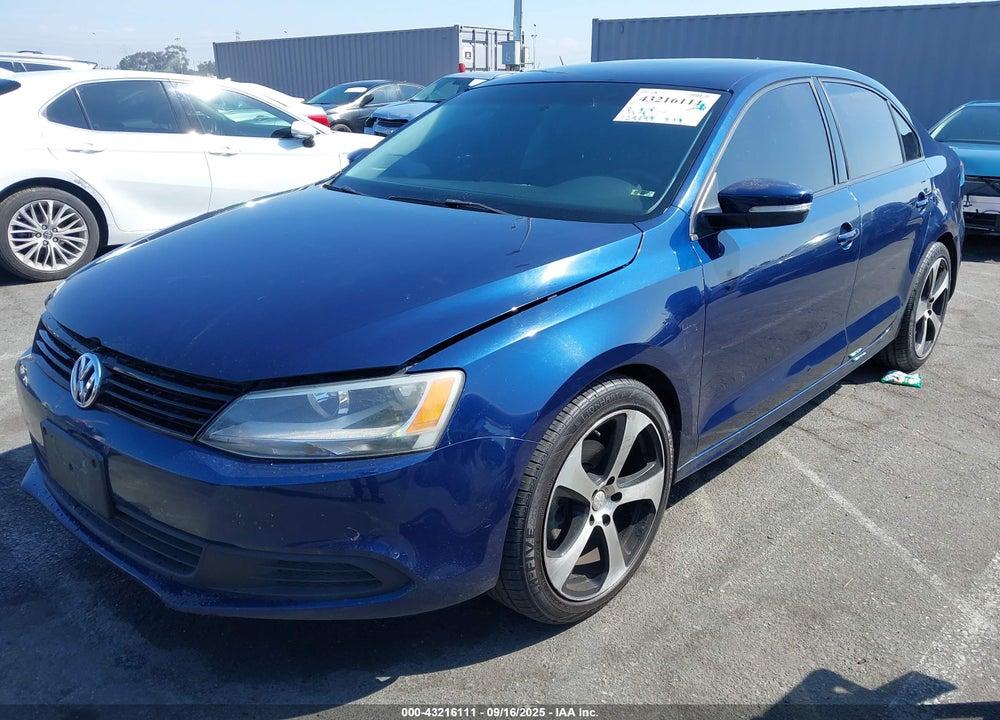 2014 VOLKSWAGEN JETTA VIN: 3VWD17AJ8EM427586